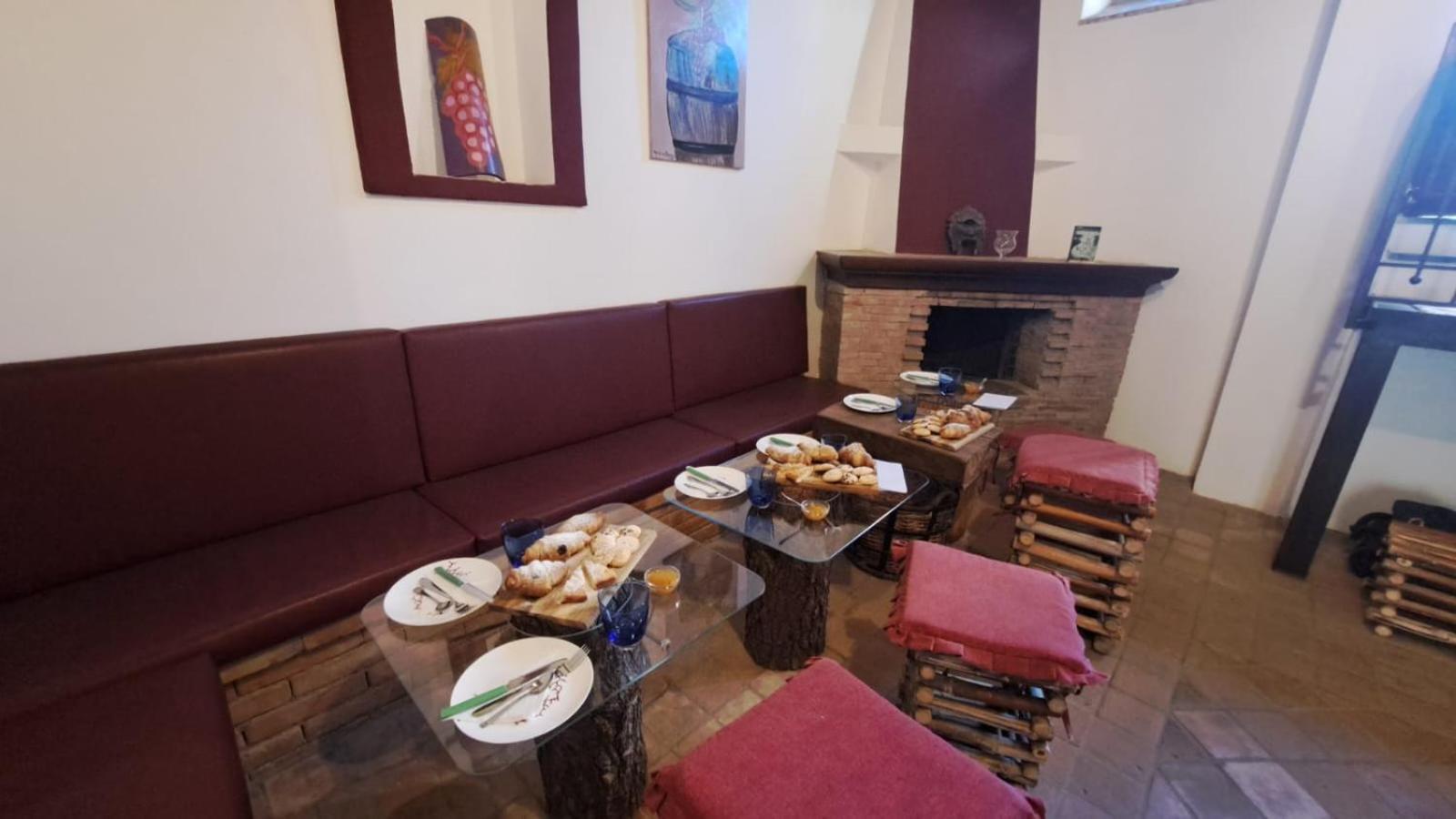 B&B Le Vie Del Borgo Castiglione De Sicilia Dış mekan fotoğraf