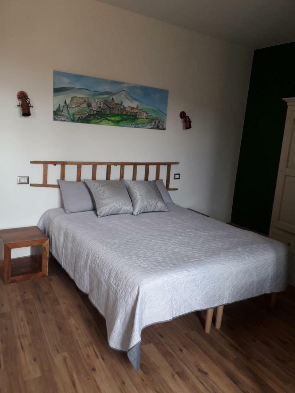 B&B Le Vie Del Borgo Castiglione De Sicilia Dış mekan fotoğraf