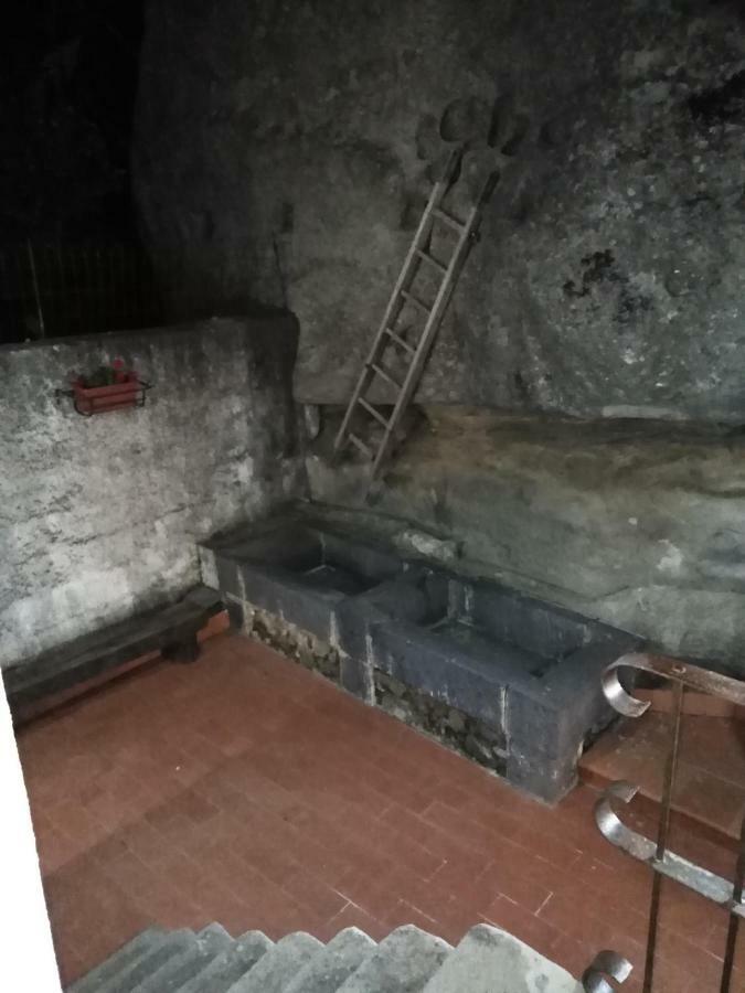 B&B Le Vie Del Borgo Castiglione De Sicilia Dış mekan fotoğraf